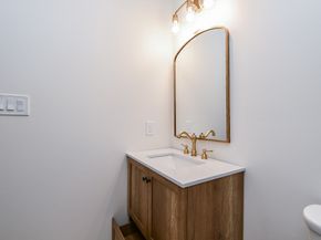 1202 Aurora Street, Houston TX 77009