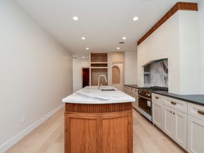 1202 Aurora Street, Houston TX 77009