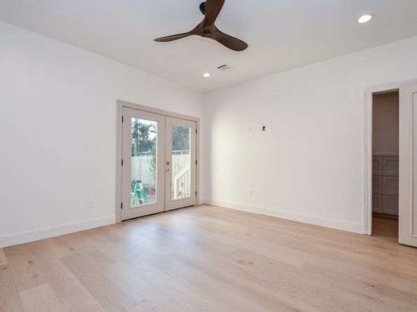 1202 Aurora Street, Houston TX 77009