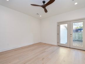 1202 Aurora Street, Houston TX 77009