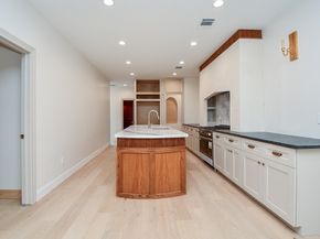 1202 Aurora Street, Houston TX 77009