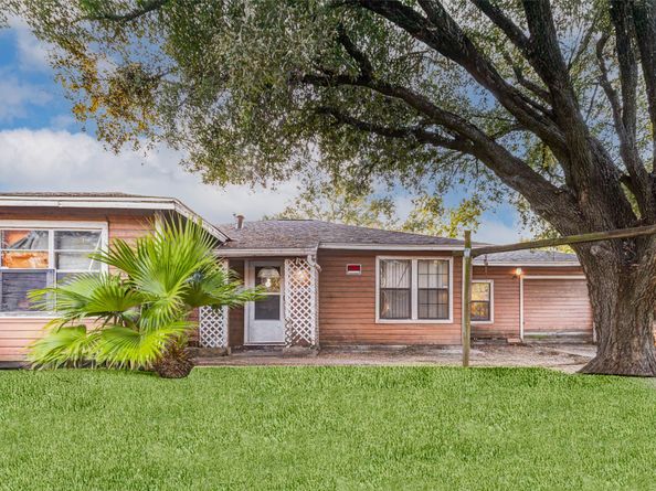 4105 Ella Boulevard, Houston TX 77018
