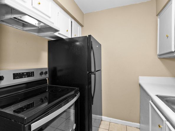 201 W Rosamond Street 61, Houston TX 77076