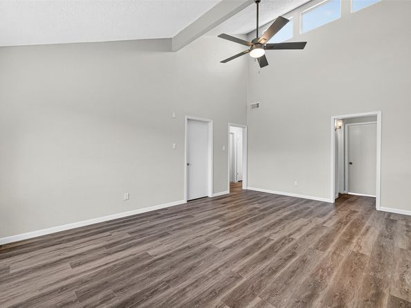 13434 Woodring Drive, Houston TX 77045
