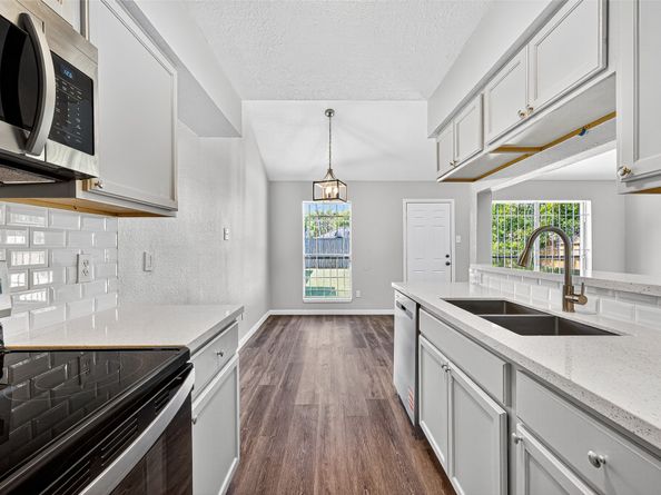 13434 Woodring Drive, Houston TX 77045