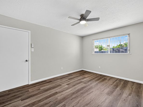 13434 Woodring Drive, Houston TX 77045