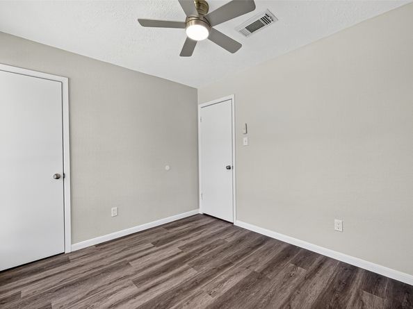 13434 Woodring Drive, Houston TX 77045