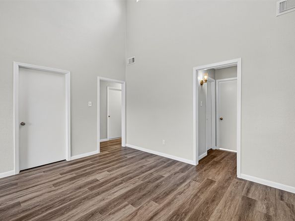 13434 Woodring Drive, Houston TX 77045