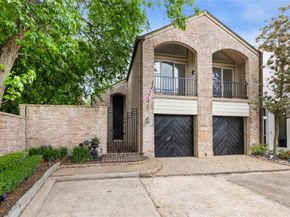 4 River Hollow Lane, Houston TX 77027