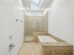 4 River Hollow Lane, Houston TX 77027