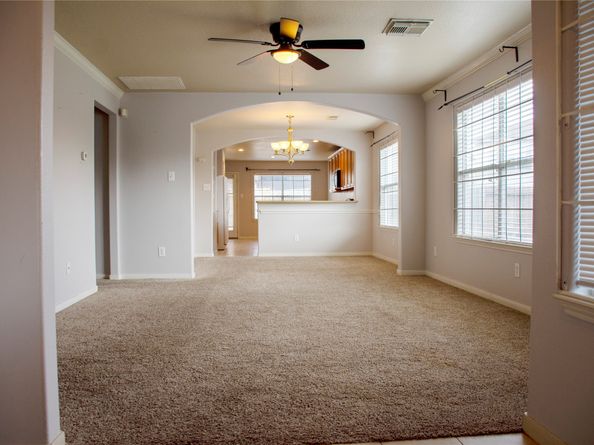 718 Sun Lodge Dr, Houston TX 77073