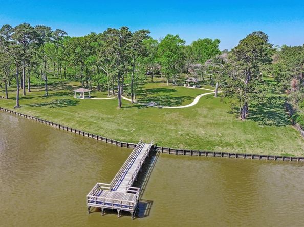 15806 Elkins Creek Court, Houston TX 77044