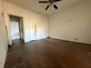 111 70th Street, Houston TX 77011