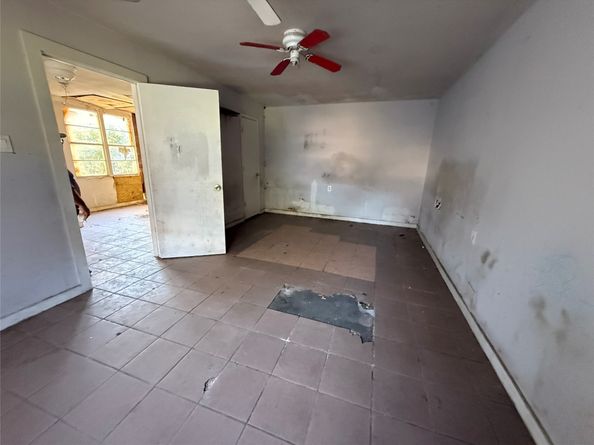 111 70th Street, Houston TX 77011