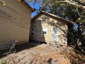 111 70th Street, Houston TX 77011