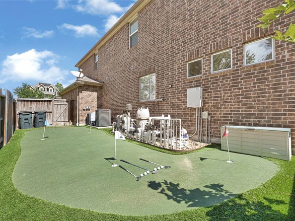 13808 N Lake Branch Lane N, Houston TX 77044