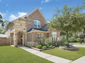 13808 N Lake Branch Lane N