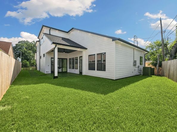 3379 Tampa Street, Houston TX 77021