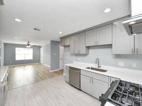 8746 Delilah Street, Houston TX 77033