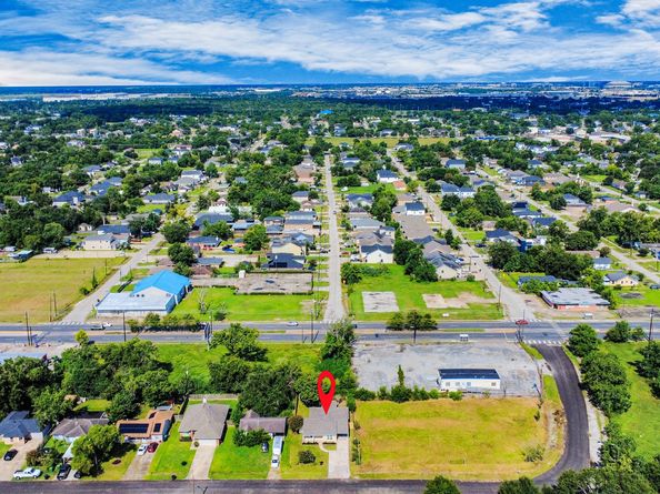 8746 Delilah Street, Houston TX 77033