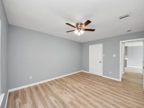 8746 Delilah Street, Houston TX 77033