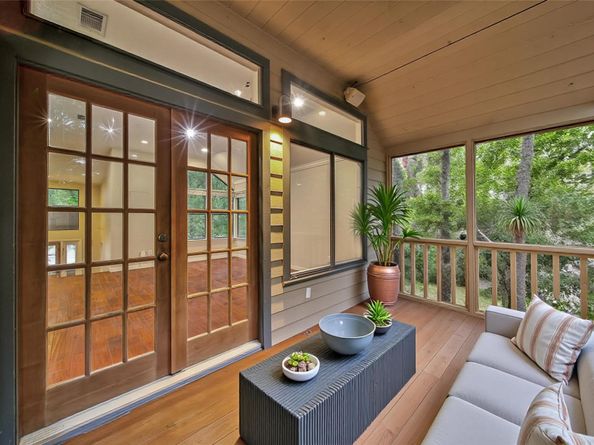 34 W Trace Creek Drive, The Woodlands TX 77381