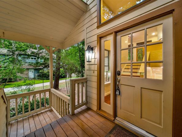 34 W Trace Creek Drive, The Woodlands TX 77381