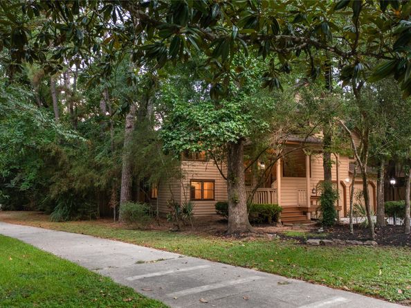 34 W Trace Creek Drive, The Woodlands TX 77381