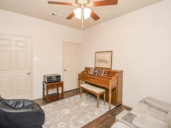 162 W Heritage Mill Circle, Tomball TX 77375