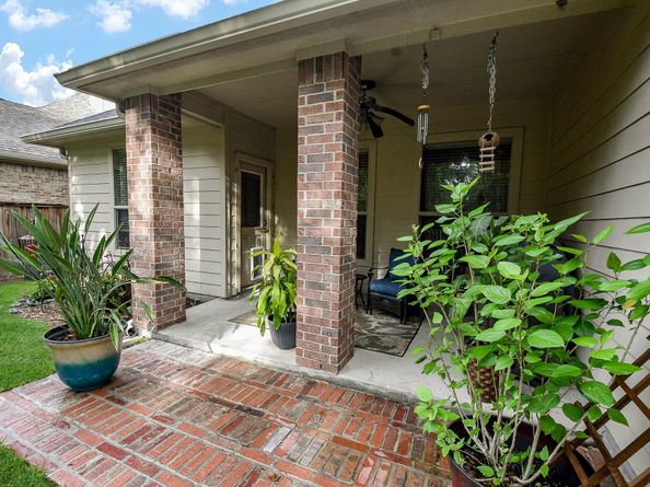 162 W Heritage Mill Circle, Tomball TX 77375