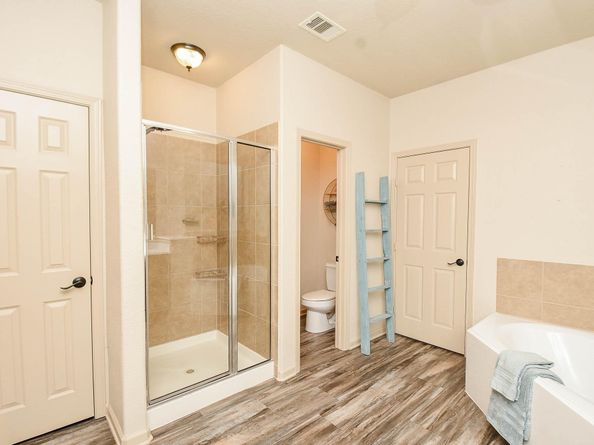 162 W Heritage Mill Circle, Tomball TX 77375