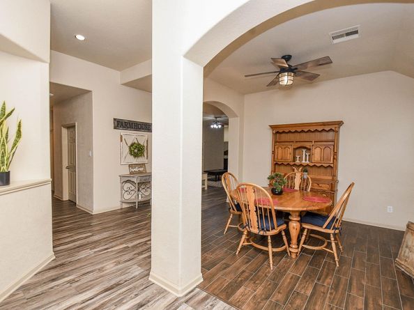 162 W Heritage Mill Circle, Tomball TX 77375