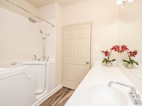 162 W Heritage Mill Circle, Tomball TX 77375