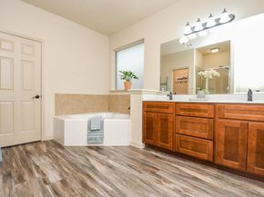 162 W Heritage Mill Circle, Tomball TX 77375