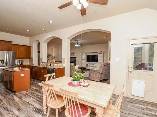 162 W Heritage Mill Circle, Tomball TX 77375