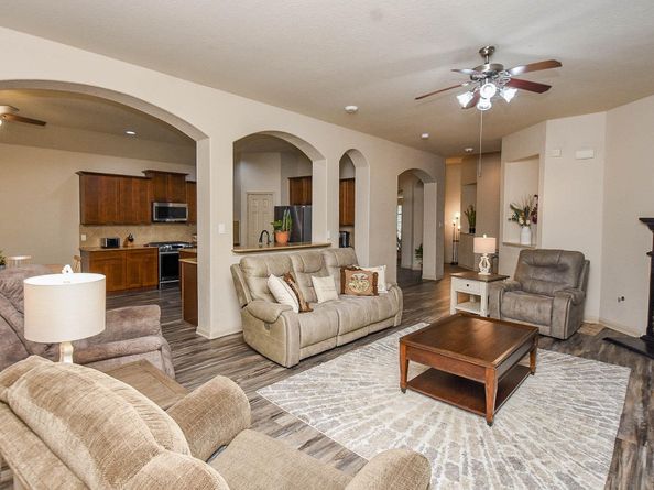 162 W Heritage Mill Circle, Tomball TX 77375