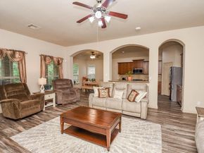 162 W Heritage Mill Circle, Tomball TX 77375