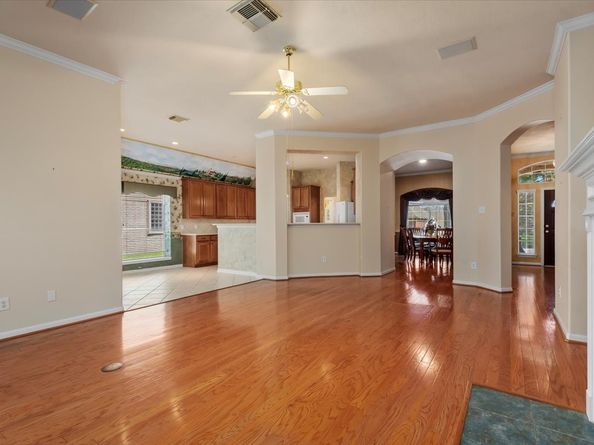 17819 Island Spring Lane, Tomball TX 77377