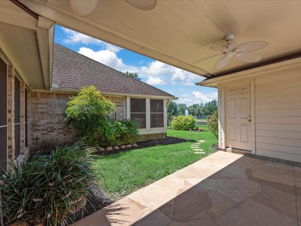 17819 Island Spring Lane, Tomball TX 77377
