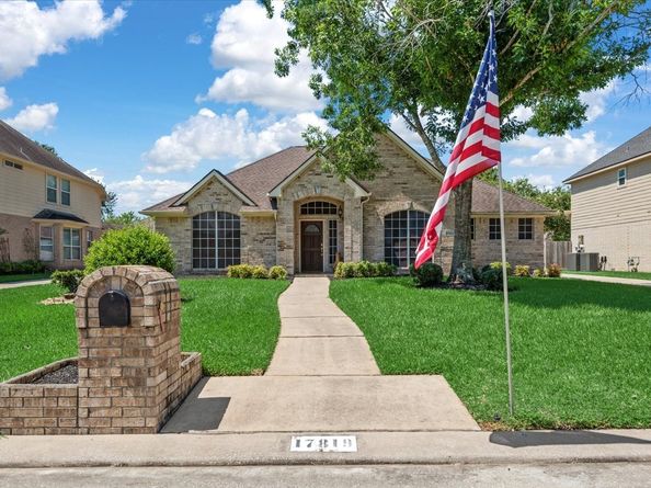 17819 Island Spring Lane, Tomball TX 77377
