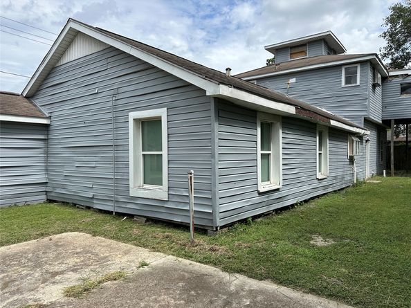 1035 Nadolney Street, Houston TX 77015