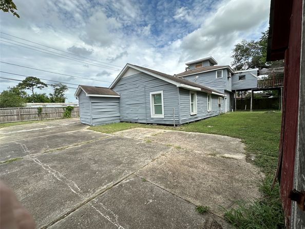 1035 Nadolney Street, Houston TX 77015