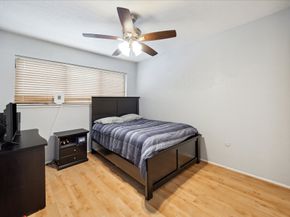 2592 Bering, Houston TX 77057