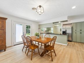 11510 Mullins Drive, Houston TX 77035