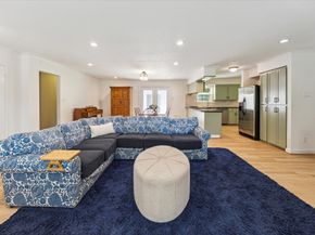 11510 Mullins Drive, Houston TX 77035