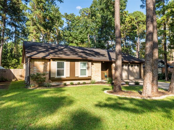 102 N Woodstock Circle Drive, The Woodlands TX 77381