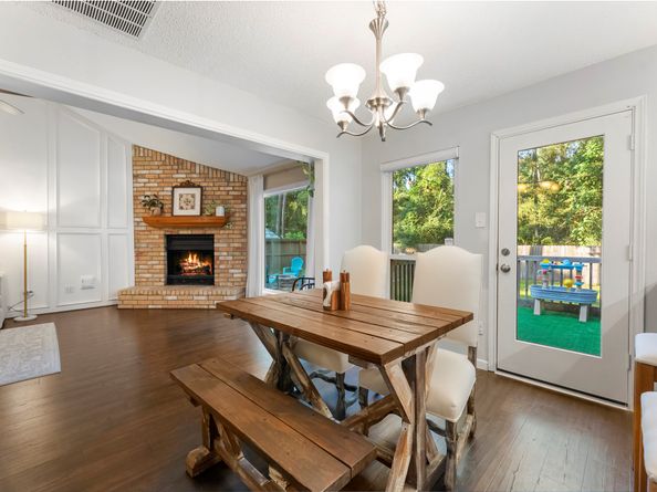 102 N Woodstock Circle Drive, The Woodlands TX 77381