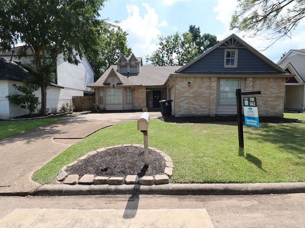 12815 Ashford Knoll Drive, Houston TX 77082