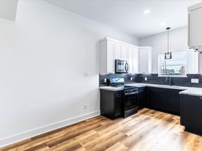 9804 Pelsey Street AB, Houston TX 77029