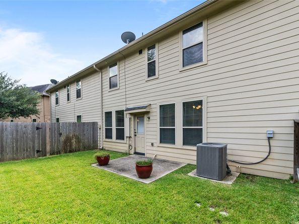 1898 Longmire Road 20, Conroe TX 77304